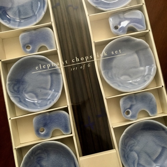 6 Elephant Chopsticks Set with Holders and Saucers - Picture 2 of 4